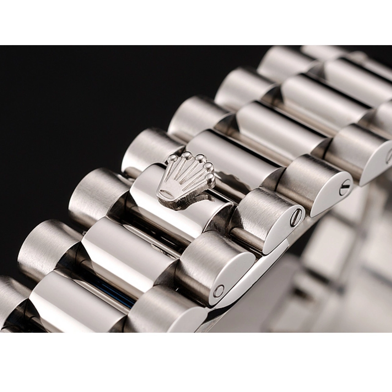 Aaa replica watch Diamond Swiss 1453967 Case Bracelet Rolex Dial White Stainless Day-Date Steel 0528